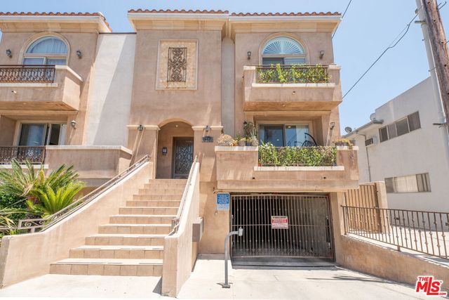 5254 Corteen Place 10, Valley Village, CA 91607