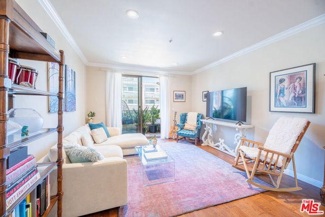 5254 Corteen Place 10, Valley Village, CA 91607