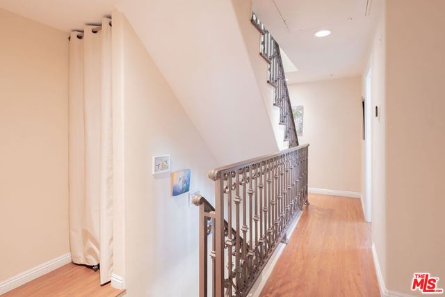 5254 Corteen Place 10, Valley Village, CA 91607