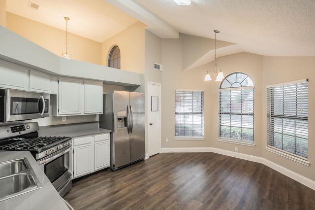 2605 Forestview Drive, Corinth, TX 76210