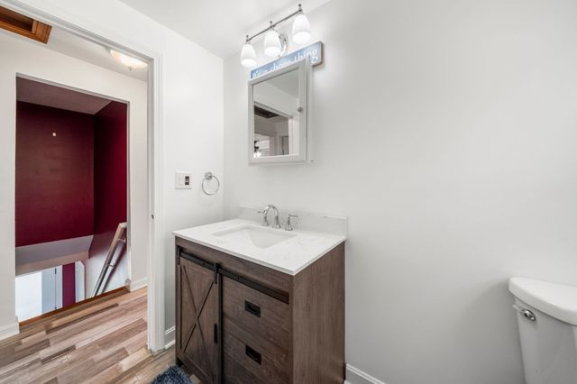 64 Winthrop Rd WINTER RENT, Plymouth, MA 02360