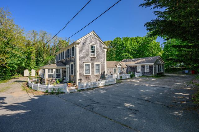 88 Route 6A, Orleans, MA 02653