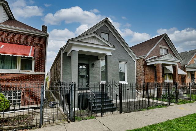 1645 S Keeler Avenue, Chicago, IL 60623