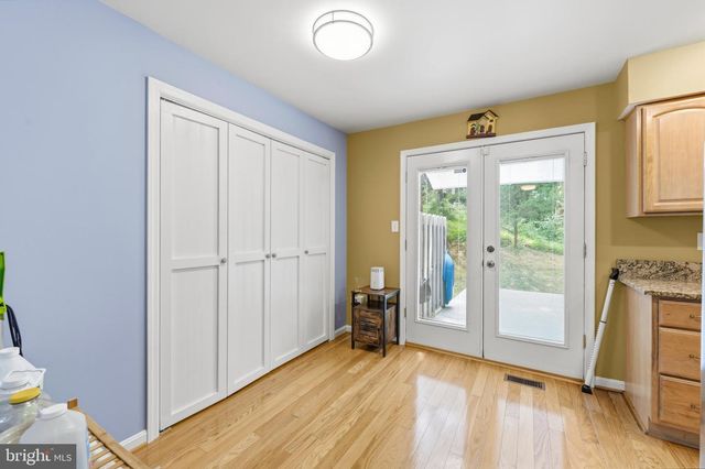 937 WILD FOREST DR, Gaithersburg, MD 20879