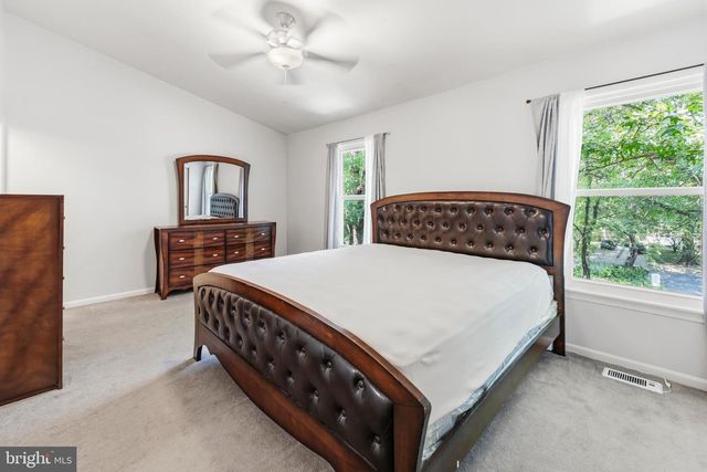 937 WILD FOREST DR, Gaithersburg, MD 20879