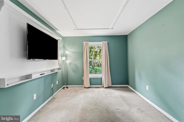 937 WILD FOREST DR, Gaithersburg, MD 20879