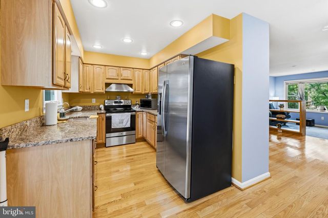 937 WILD FOREST DR, Gaithersburg, MD 20879