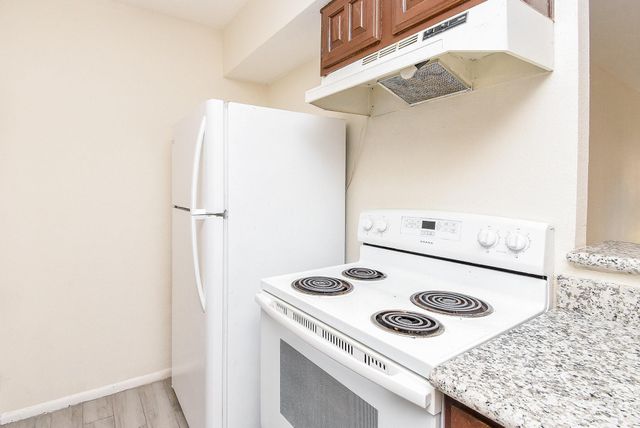 10202 Forum Park Drive 15, Houston, TX 77036