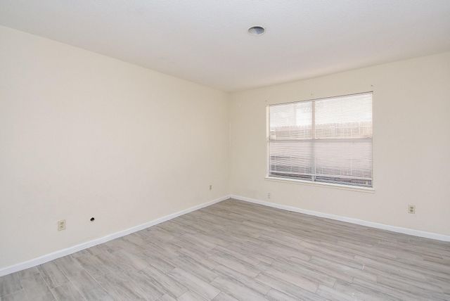 10202 Forum Park Drive 15, Houston, TX 77036