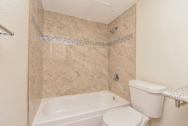 10202 Forum Park Drive 15, Houston, TX 77036