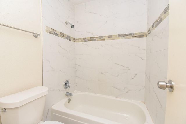 10202 Forum Park Drive 15, Houston, TX 77036