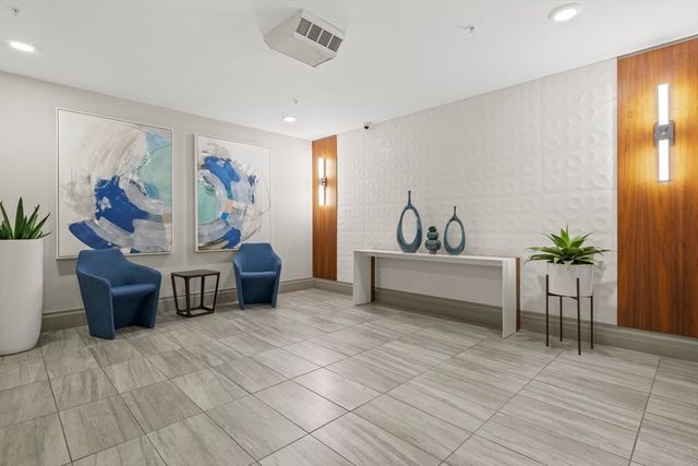 771 Harrison Ave 304, Boston, MA 02118