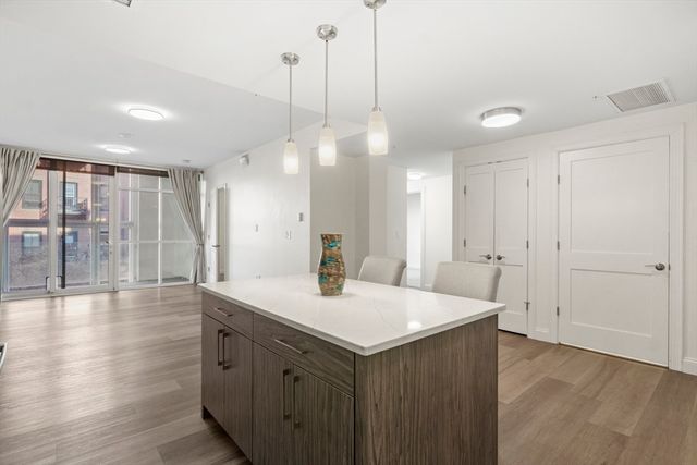 771 Harrison Ave 304, Boston, MA 02118