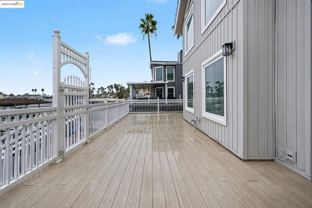 4741 Discovery Pt, Discovery Bay, CA 94505