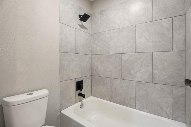 5421 Beaver Creek Drive, La Porte, TX 77571