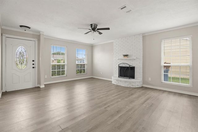 5421 Beaver Creek Drive, La Porte, TX 77571