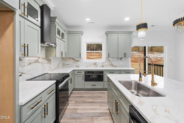 102 Sequoia Drive, Louisburg, NC 27549