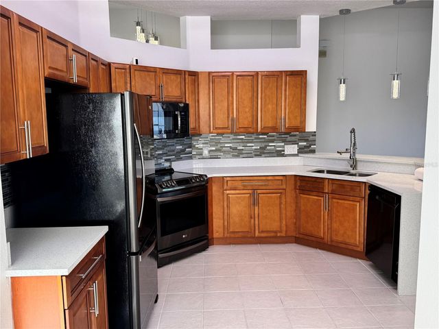 1040 ORISTA DRIVE, Davenport, FL 33897