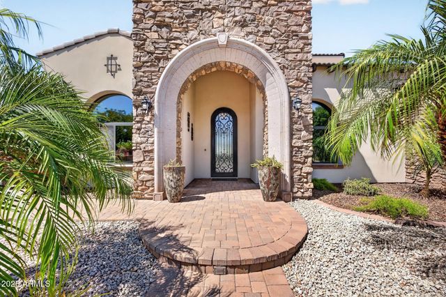 4380 E TAURUS Place, Chandler, AZ 85249