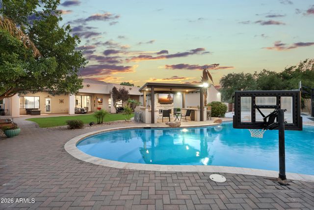 4380 E TAURUS Place, Chandler, AZ 85249