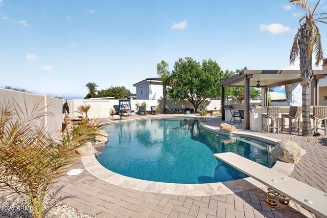 4380 E TAURUS Place, Chandler, AZ 85249