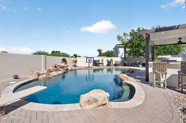 4380 E TAURUS Place, Chandler, AZ 85249