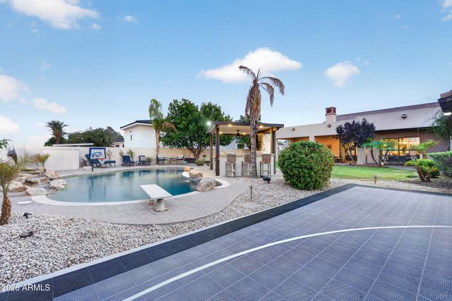4380 E TAURUS Place, Chandler, AZ 85249