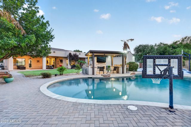 4380 E TAURUS Place, Chandler, AZ 85249