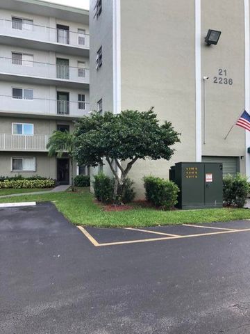 2236 N CYPRESS BEND Drive 106, Pompano Beach, FL 33069