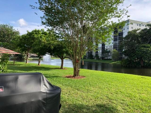 2236 N CYPRESS BEND Drive 106, Pompano Beach, FL 33069