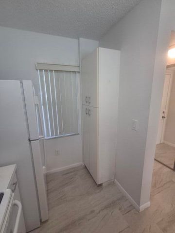 2236 N CYPRESS BEND Drive 106, Pompano Beach, FL 33069