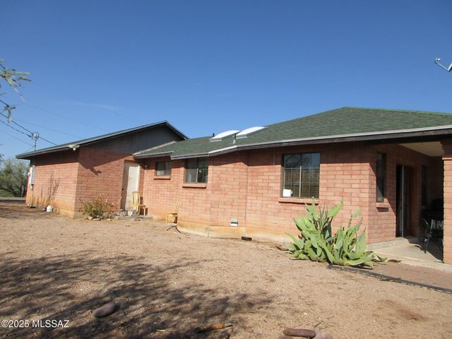 1237 Calle Tubatana, Rio Rico, AZ 85648