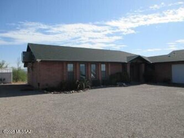 1237 Calle Tubatana, Rio Rico, AZ 85648