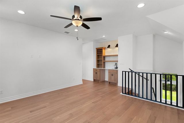 100 Sunny Bell CT, Georgetown, TX 78628