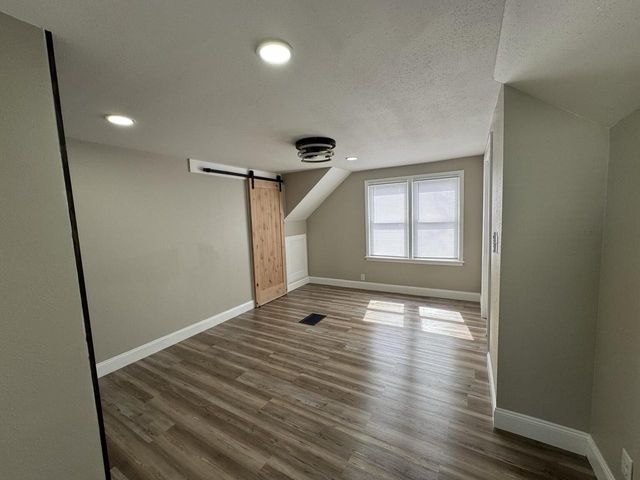 8057 W Herbert AVENUE, Milwaukee, WI 53218