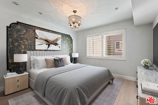 1121 N Olive Drive 209, West Hollywood, CA 90069