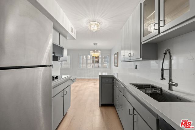 1121 N Olive Drive 209, West Hollywood, CA 90069