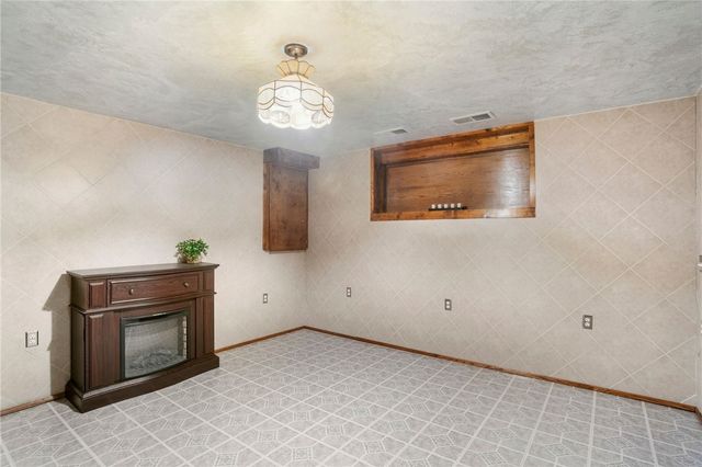 4642 Mount Troy Rd. Ext., Summer Hill, PA 15214