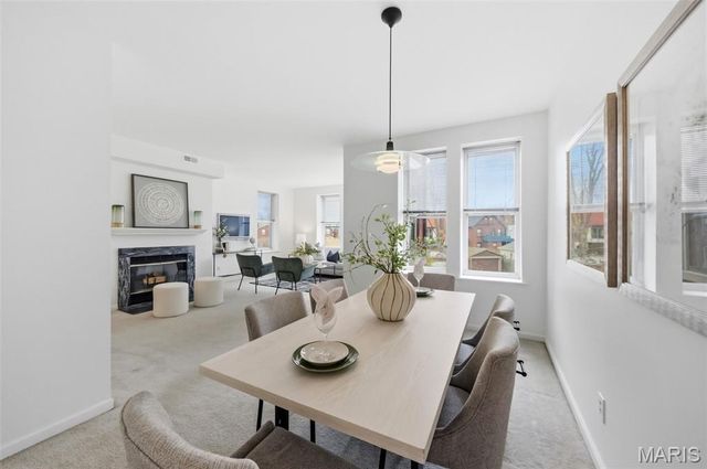 5845 Nina Place 2W, St Louis, MO 63112