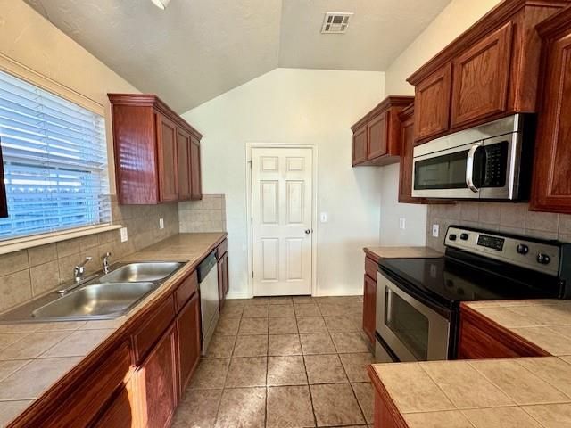 1005 Westridge Drive, Yukon, OK 73099