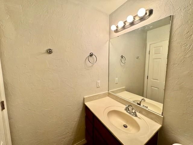 1005 Westridge Drive, Yukon, OK 73099