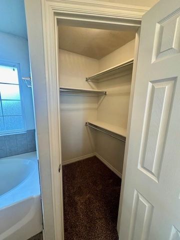 1005 Westridge Drive, Yukon, OK 73099