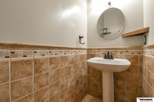 7414 S 48th Street, Lincoln, NE 68516