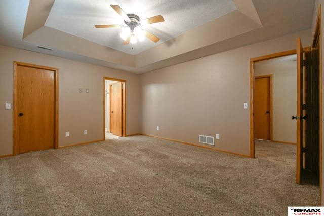 7414 S 48th Street, Lincoln, NE 68516