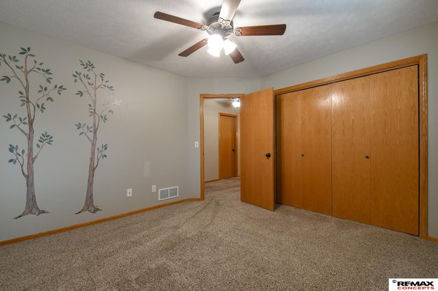 7414 S 48th Street, Lincoln, NE 68516