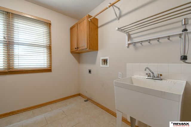 7414 S 48th Street, Lincoln, NE 68516