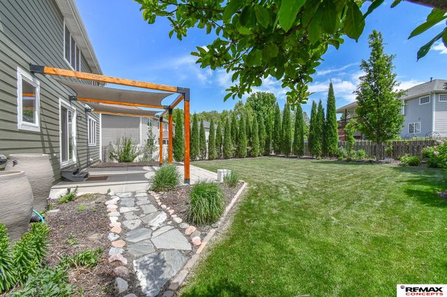 7414 S 48th Street, Lincoln, NE 68516
