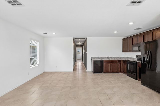 136 Thresher Lane, Princeton, TX 75407