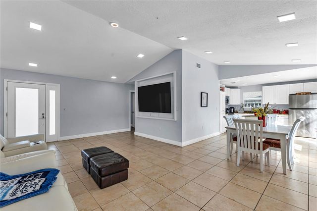 4901 REGINALD ROAD, Orlando, FL 32829
