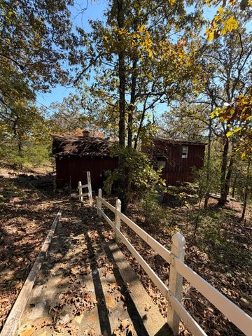 119 Edna Avenue, Hardy, AR 72542